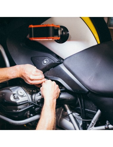 ACCESORIO GEAR AID SUCTION LIGHT MOUNT
