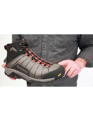 Botas Simms Flyweight Vibram